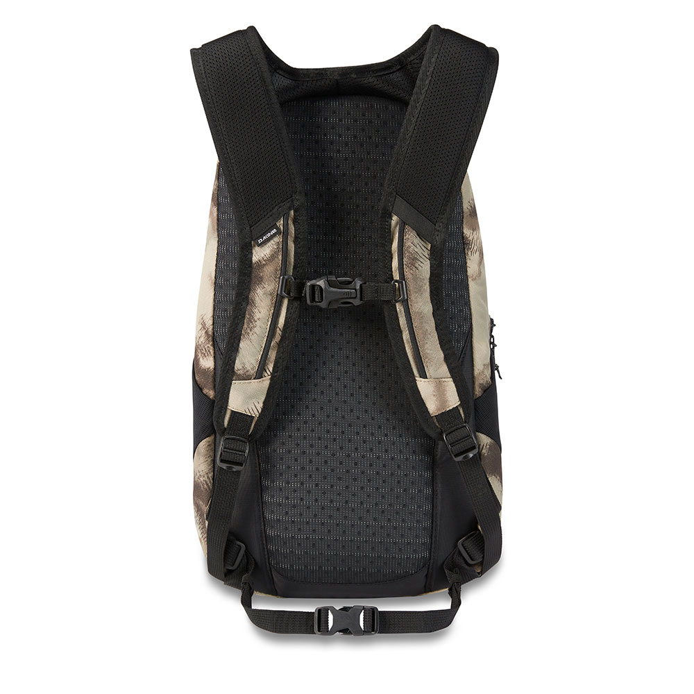 Dakine Canyon 16L Backpack