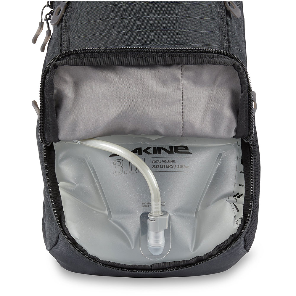 Dakine Syncline 12L Bike Hydration Pack